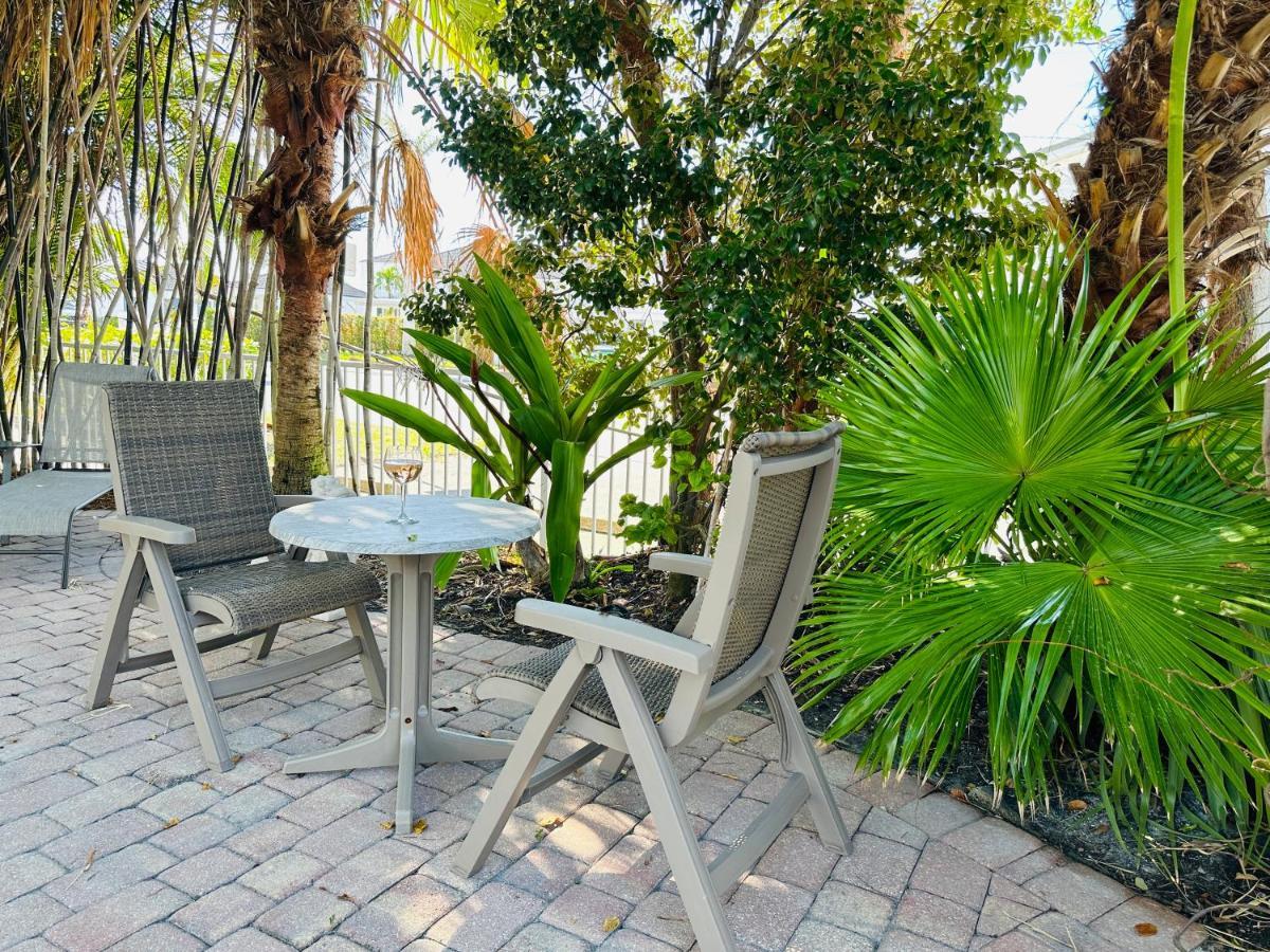 Olde Marco Inn Marco Island Exterior foto